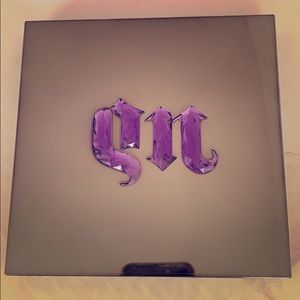 Urban Decay 15th anniversary eye shadow palette